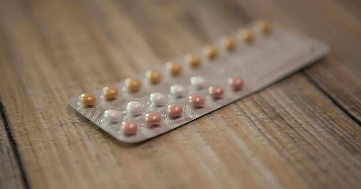 És útil prendre píndoles anticonceptives durant la menstruació?
