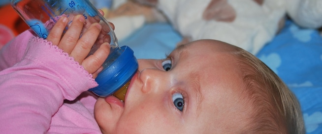 متى يشرب الرضيع الماء؟ أهم المعلومات