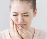 علاج حروق الفم واللسان طبيعيًا