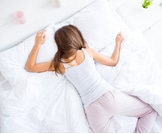 تنميل اليدين أثناء النوم: كيف يمكنك التصرف؟