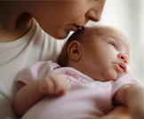 القيء المستمر عند الرضيع: إلى ماذا يشير؟