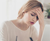 أطعمة يجب تناولها عند الشعور بالصداع