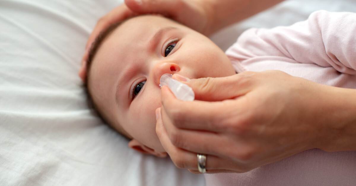 قطرة أنف للأطفال أنواعها وطريقة استخدامها ويب طب