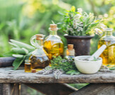 علاج التهاب الحلق بالأعشاب