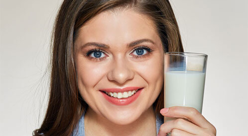 فوائد الحليب للوجه ووصفات طبيعية لاستخدامه ويب طب
