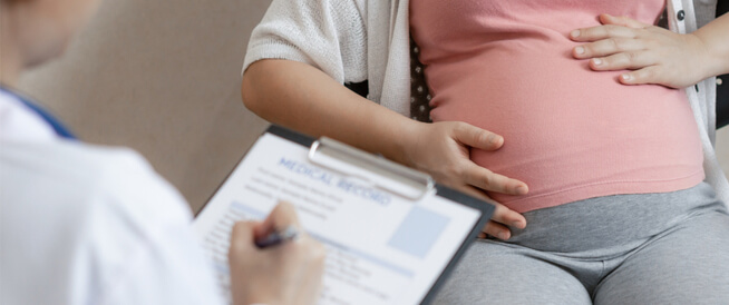 أعراض ومخاطر الحمل في الشهر الرابع