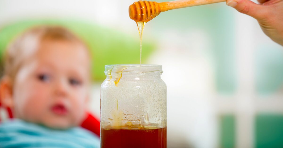 الطريق السريع انزل إكراه  العسل للأطفال: صحي أم ضار؟ - ويب طب