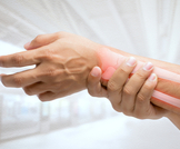علاج كدمات العظام