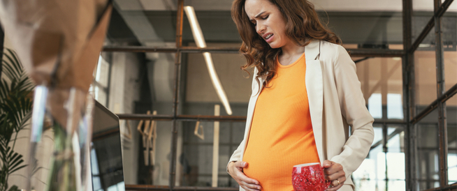 ألم الحوض عند الحامل في الشهر التاسع: أسبابه وكيفية التعامل معه