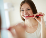 معجون تبييض الأسنان: هل ينافس في فوائده التبييض في العيادة؟