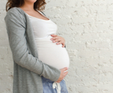 هل تتغير وضعية الجنين في الشهر التاسع