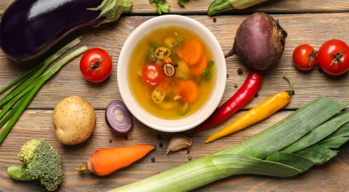طريقة عمل شوربة الشمندر والبروكلي وفوائدها الصحية