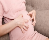 الحكة عند الحامل: أسباب وعلاجات
