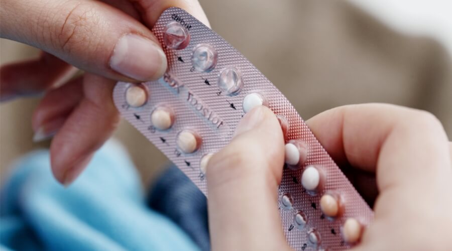 هل يمكن تناول حبوب منع الحمل في الليل؟