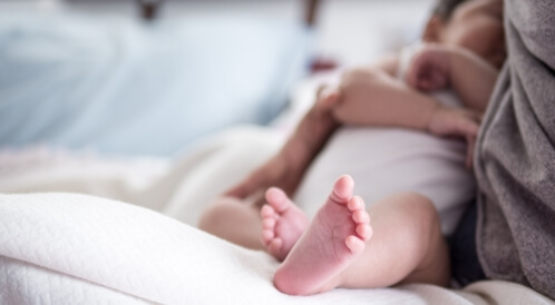 اختناق الرضيع بالحليب: معلومات تهمك