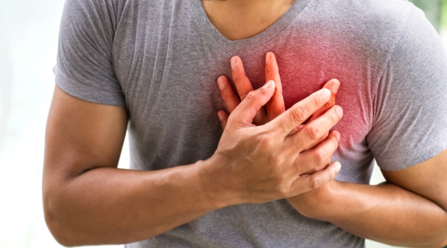 أسباب عدم انتظام ضربات القلب المفاجئ - ويب طب