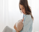 هل الرضاعة الطبيعية تمنع الحمل