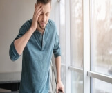 ألم الرأس عند الحركة