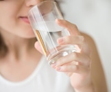 شرب الماء في محاربة الأمراض والشيخوخة