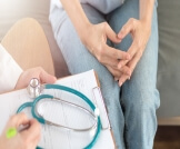 علاج الخطوط البيضاء في المؤخرة: هل هو ممكن؟
