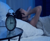 أسباب قلة النوم عند النساء: ما هي؟