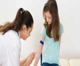 كم نسبة الدم الطبيعي للأطفال؟