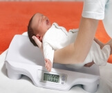الوزن الطبيعي للجنين عند الولادة: تعرف عليه