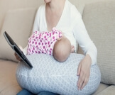 هل مخدة الرضاعة مهمة؟: إليك الإجابة