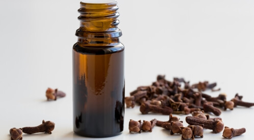 أضرار القرنفل للشعر: تعرف عليها