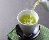 فوائد الشاي الأخضر للدورة الشهرية لكِ
