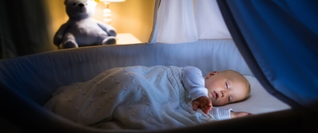 تنظيم نوم الرضيع بعمر شهرين - ويب طب
