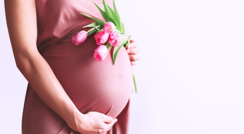 الشهر السادس من الحمل والجماع: تفاصيل تهمك