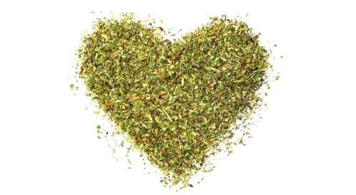 علاج نغزات القلب بالأعشاب: ما حقيقته؟