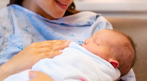 متى ترجع فتحة المهبل بعد الولادة؟