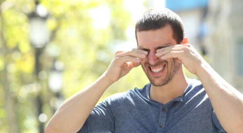 أسباب حكة العين: عديدة ومتنوعة