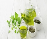 فوائد شرب الشاي الأخضر للبشرة