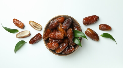 ماسك التمر للوجه: فوائد ووصفات