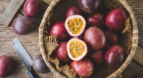فاكهة العاطفة: فوائد مذهلة وطعم لذيذ
