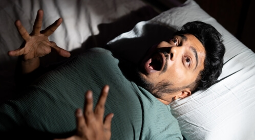 النفضة النومية: لا أنت لم تقع، هي مجرد انقباضات عضلية
