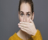 علاج رائحة الفم الكريهة المزمنة
