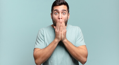 ما هي أسباب عدم القدرة على الكلام المفاجئ؟