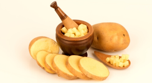 ماسك البطاطس للوجه: فوائد متنوعة أبرزها التفتيح