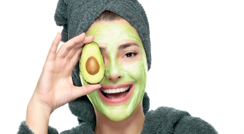 فوائد الأفوكادو للبشرة الدهنية