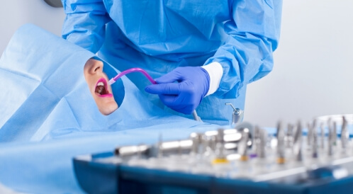 عملية ترقيع اللثة: تعرف عليها