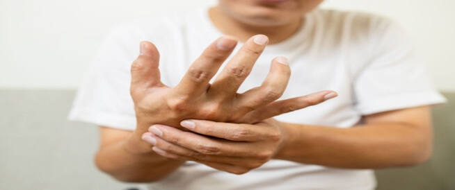 مرض تقوس الأصابع: أبرز المعلومات