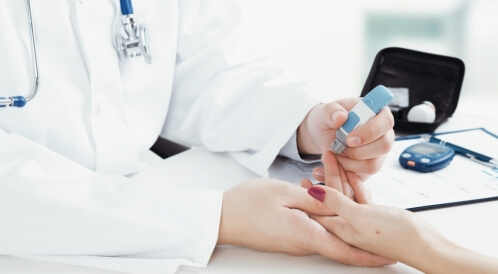 كم ساعة صيام قبل تحليل السكر؟