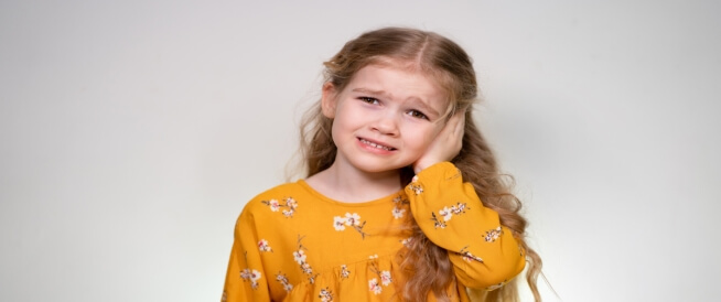 التهاب الأذن الوسطى عند الأطفال: دليلك الشامل