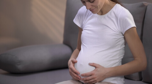 حقائق حول ركلات الجنين أسفل البطن