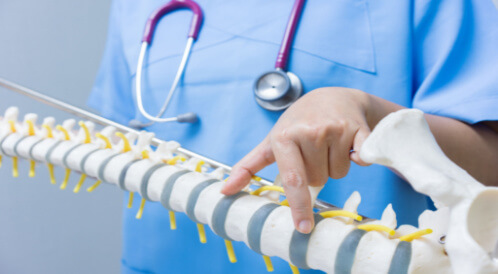 أنواع عمليات العمود الفقري: تعرف عليها