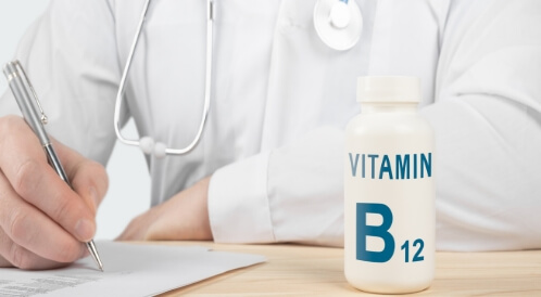 ما هي أعراض نقص فيتامين ب12 على الأعصاب؟